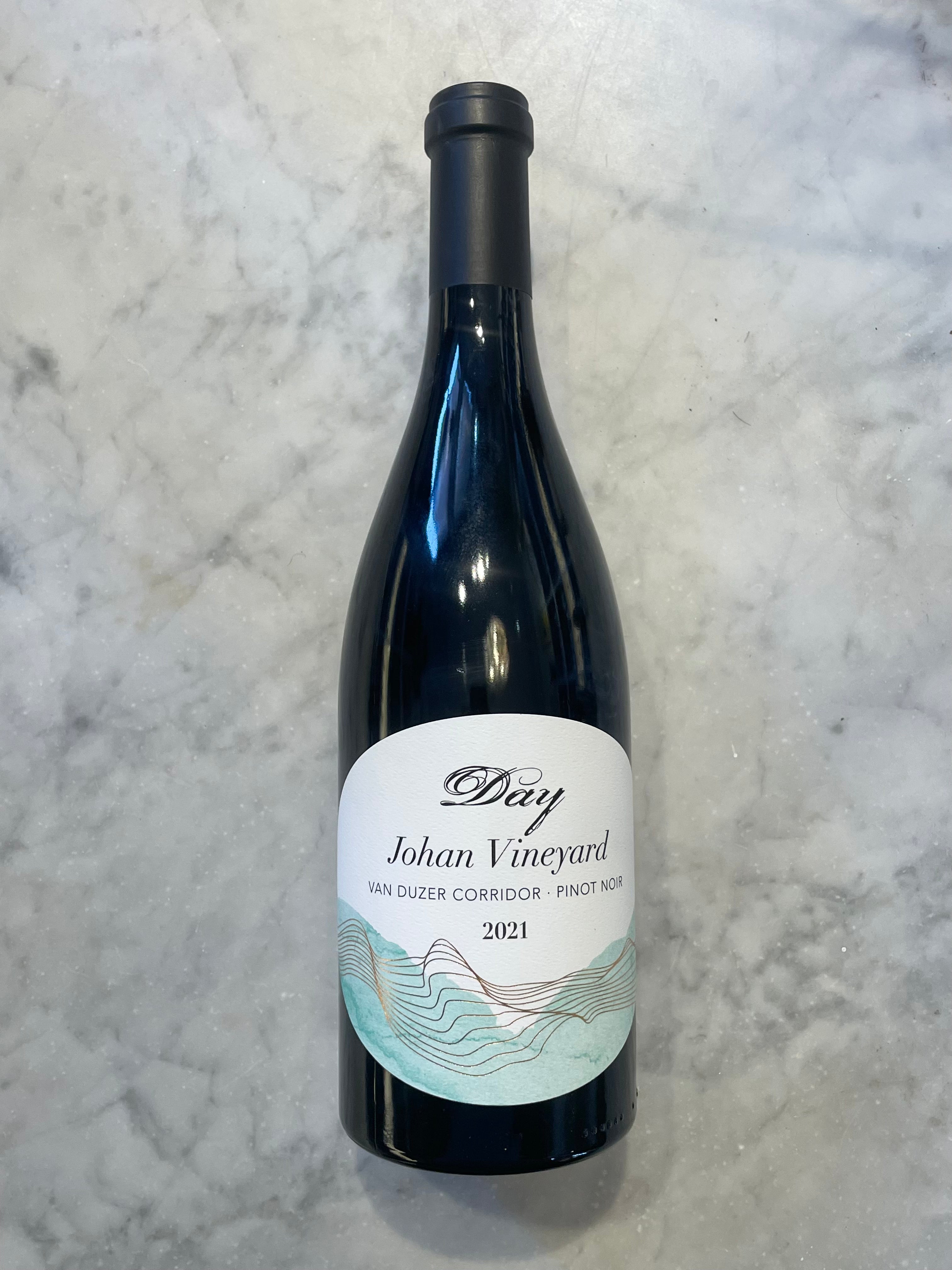 Day Wines, Pinot Noir Johan Vineyards 2021 750ml (13.3% ABV)