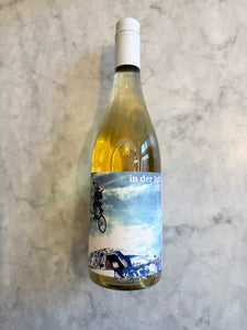 Beuer "In Der Luft" 2023 750ml (11% abv)