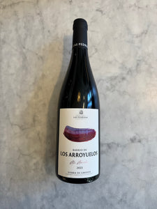 Las Pedreras Los Arroyuelos Cebreros 2023 750ml (14% abv)