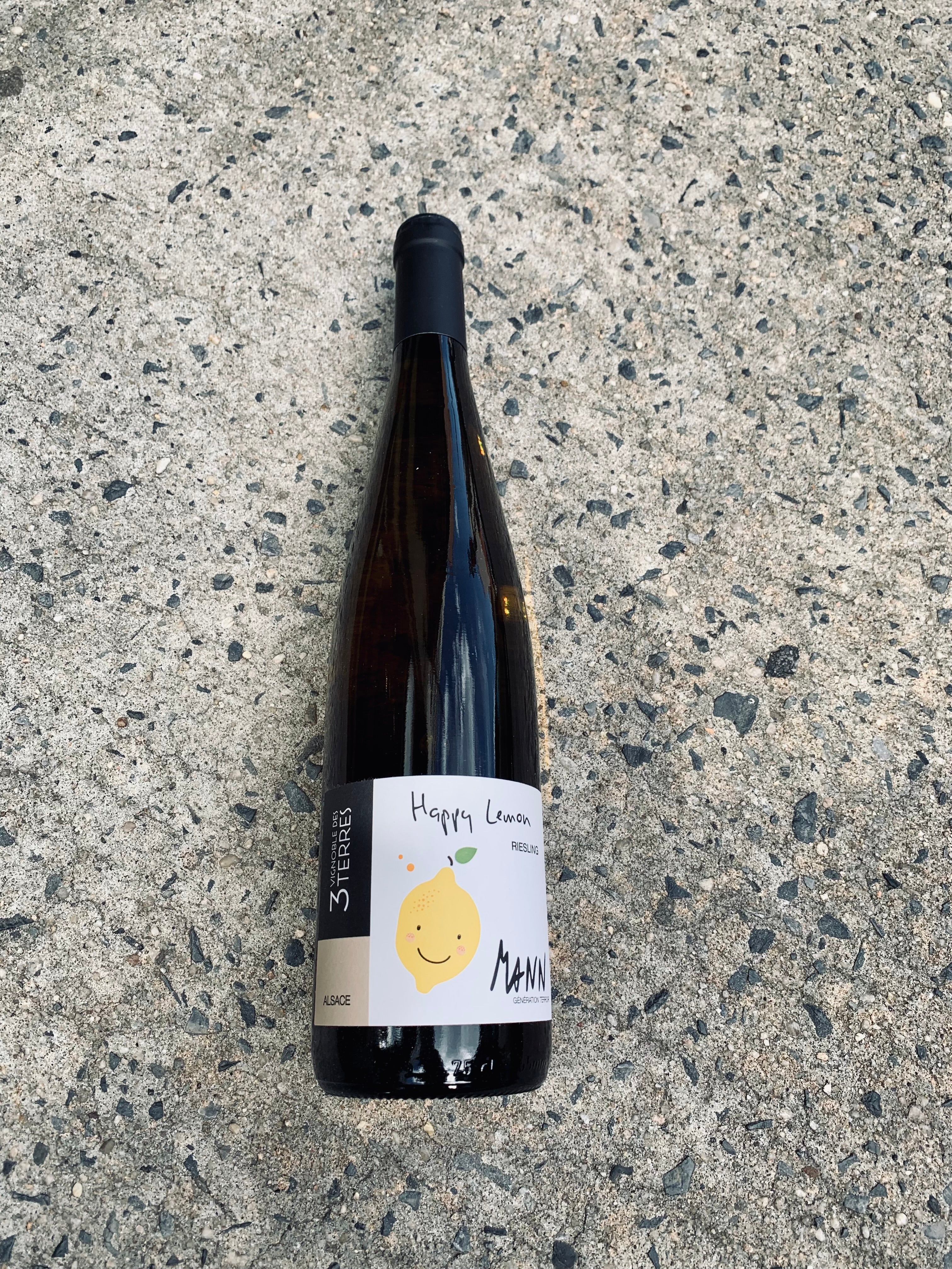 Domaine Mann (Vignoble Des 3 Terres) - Alsace Riesling "Happy Lemon" 2018 750ml (13% ABV)