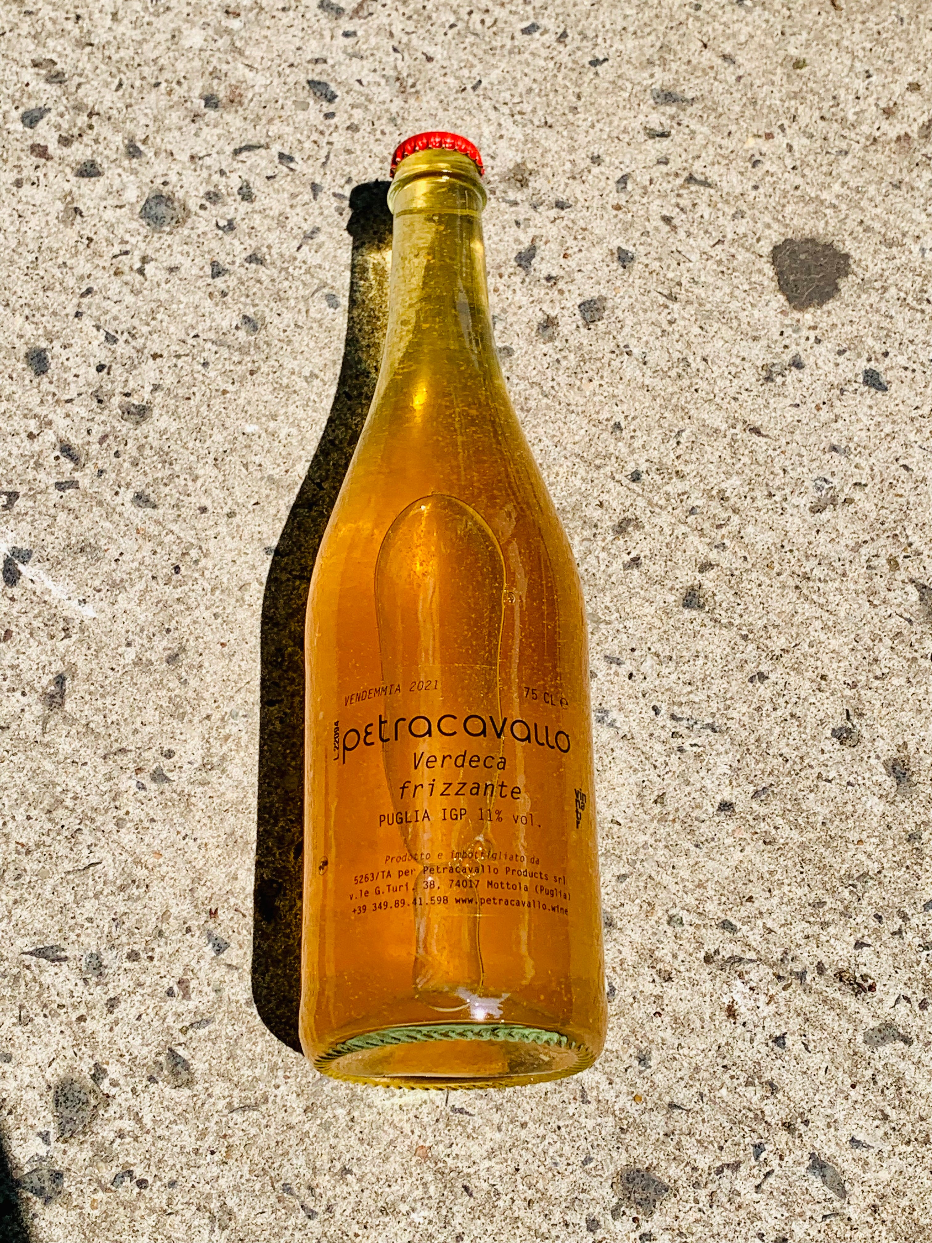 Petracavallo - Mottola Verdeca Frizzante Puglia IGP 2021 (11% ABV) 750ml