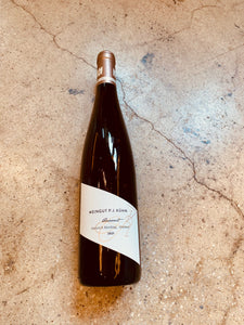 Peter Jakob Kuhn- Riesling "Quarzit" Oestrich Trocken 2021 750ml (12.0% ABV)