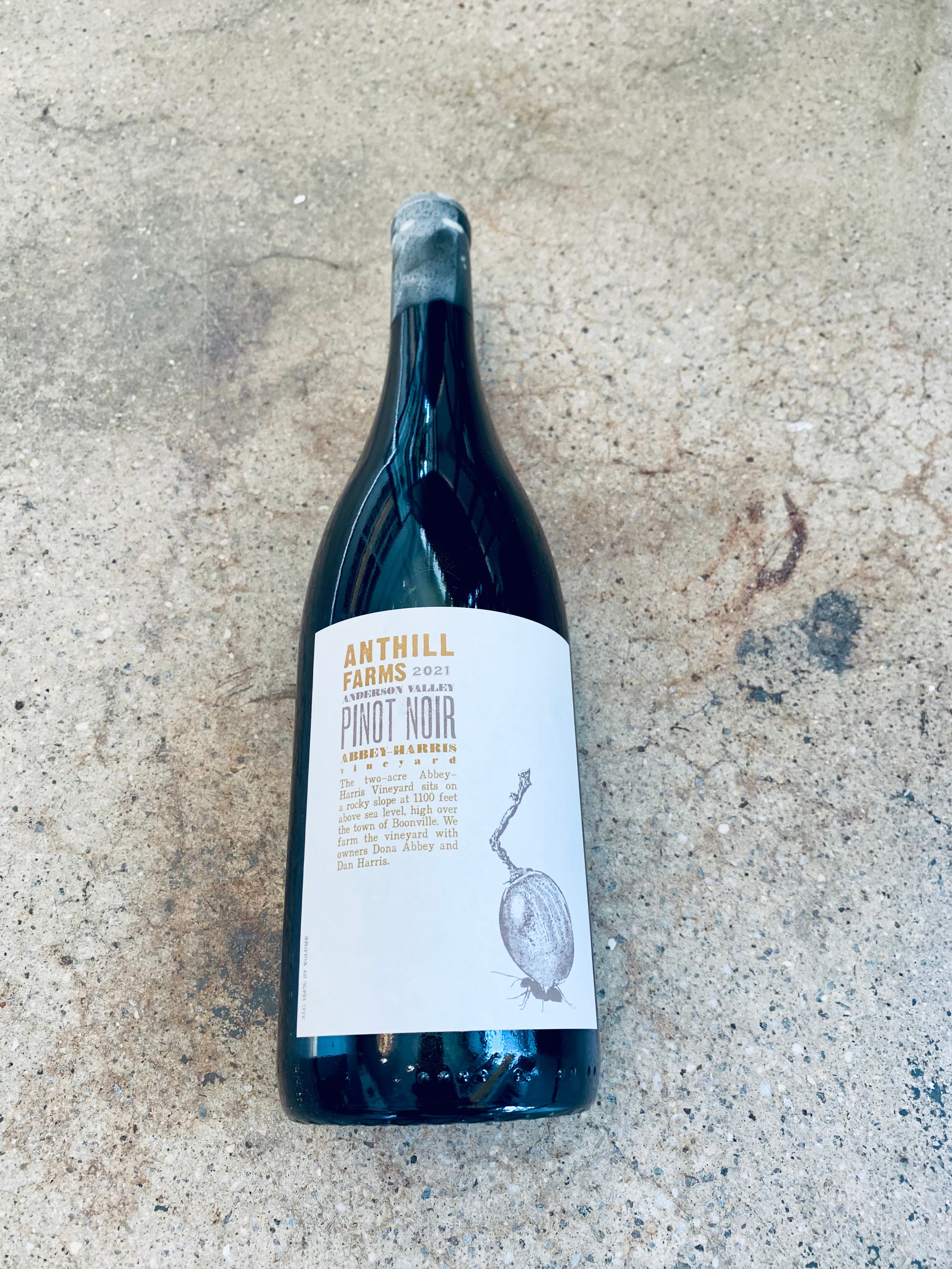 Anthill Farms - Pinot Noir "Abbey-Harris Vineyard" Anderson Valley 2021 750ml (13.4% ABV)
