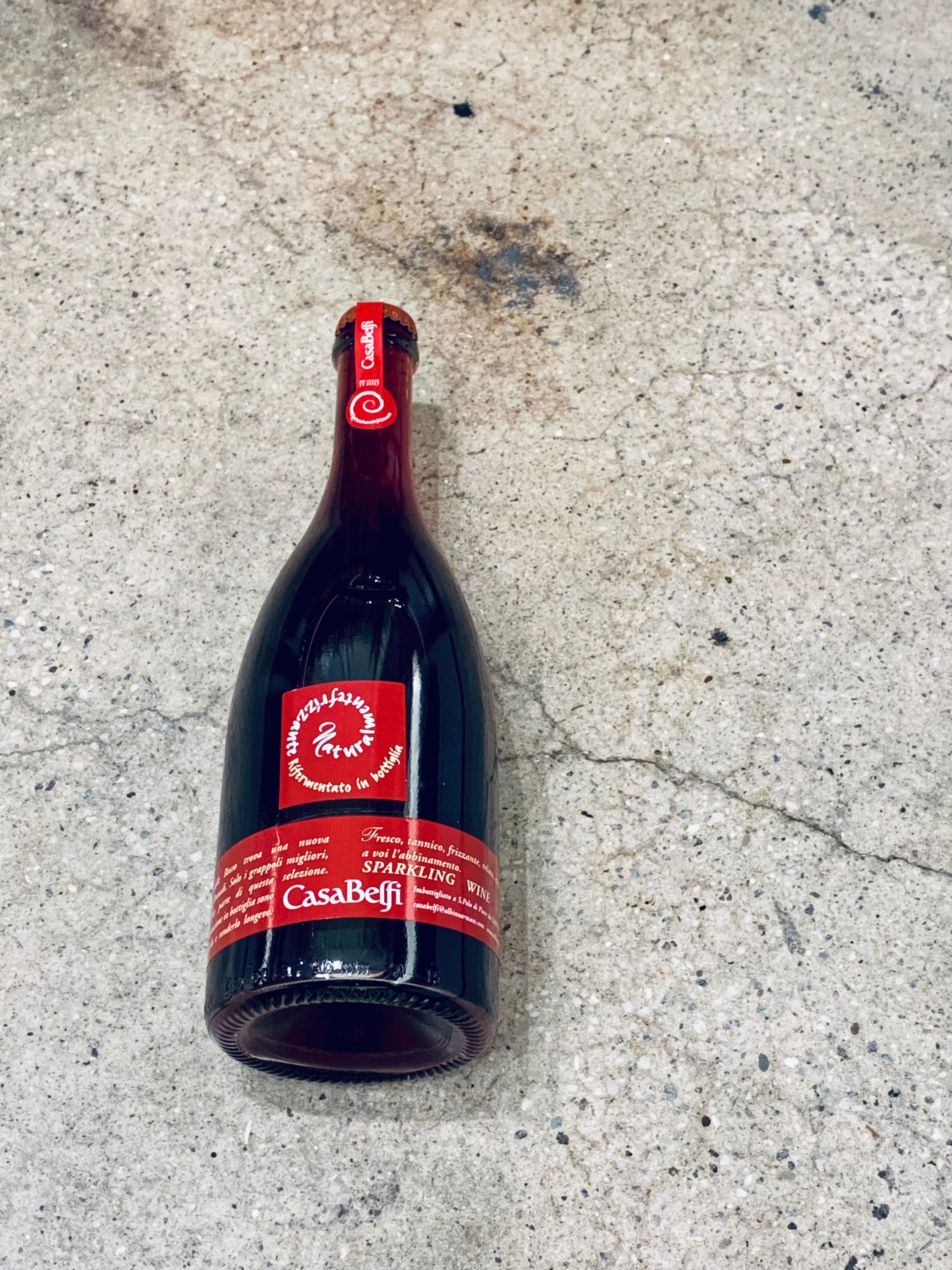 Casa Belfi - Frizzante Rosso 750 ML NV (10.5% ABV)