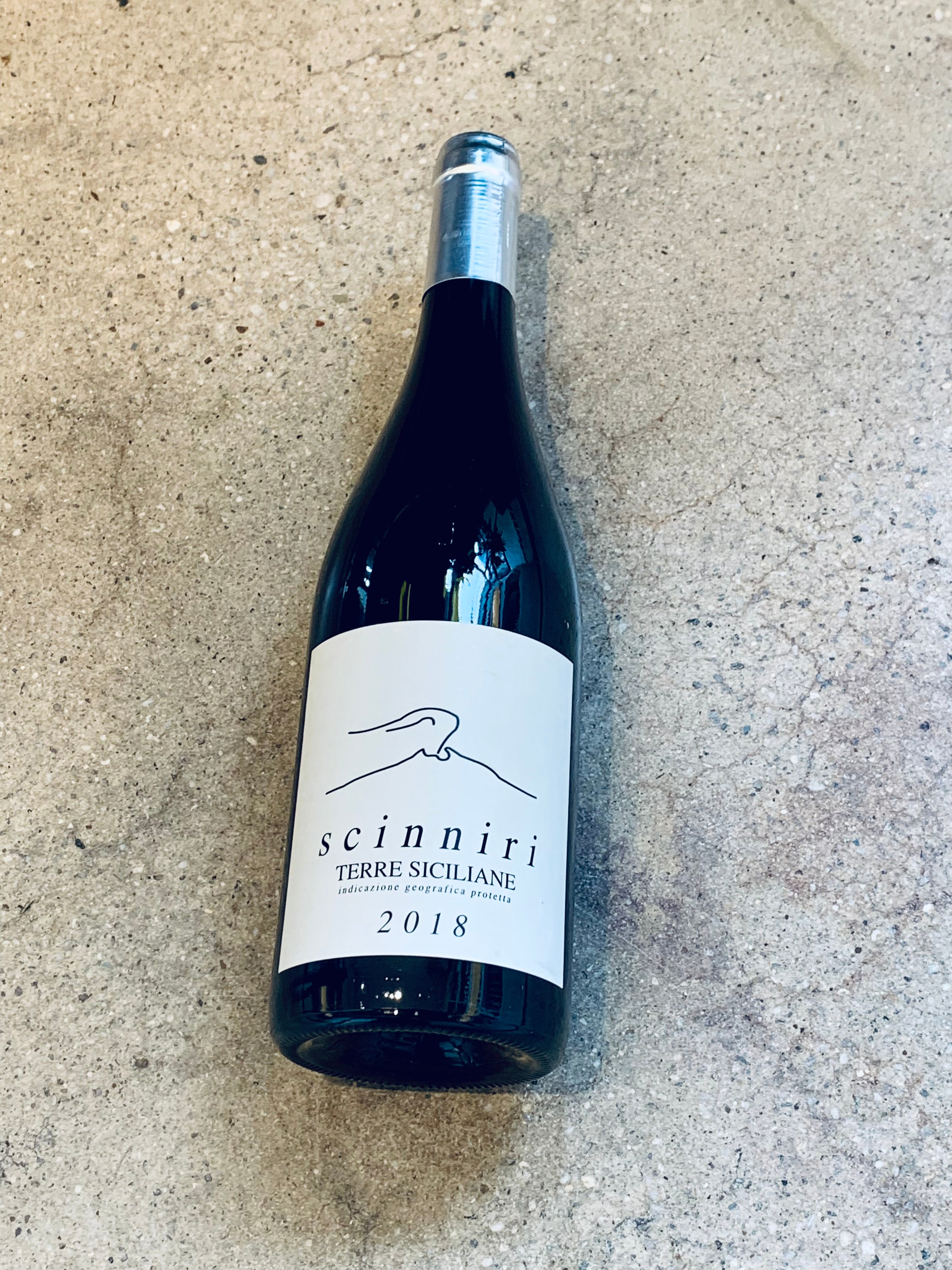 Vini Franchetti (Passopisciaro) - Scinniri Terre Siciliane IGP 2018 750ml (14% ABV)