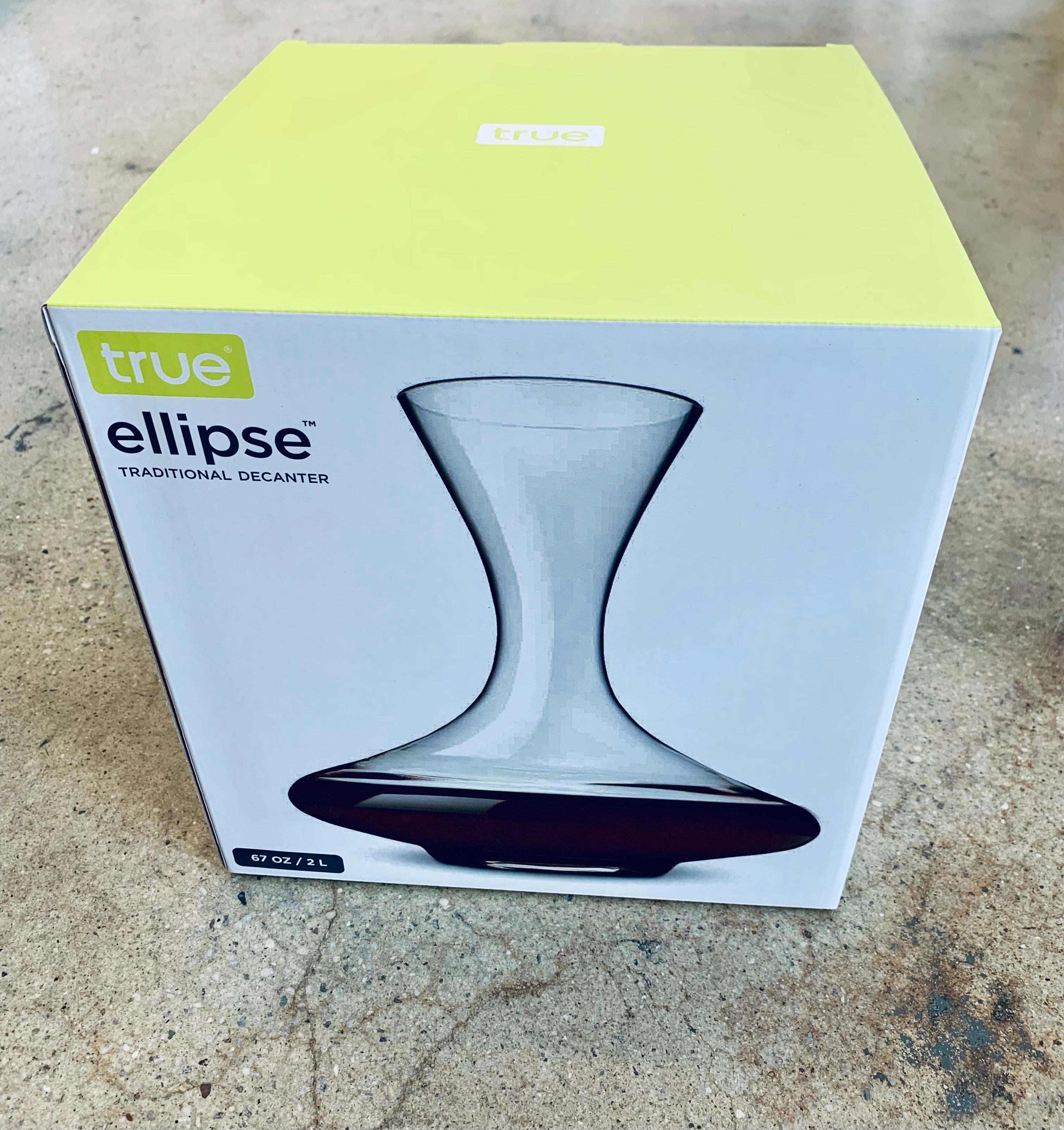 True Ellipse Traditional Decanter 2L 67oz